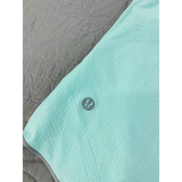 Lululemon Shorts Teal Womens Small Mint Turquoise Compression Lined Athletic - Picture 6 of 9